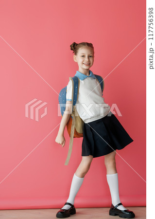 girl is ready to back to school 117756398