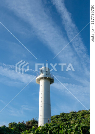 椎谷鼻灯台　新潟県柏崎市 117759780