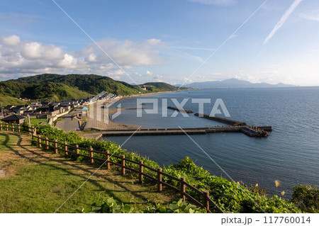 夕日が丘公園からの風景　新潟県柏崎市椎谷鼻 117760014