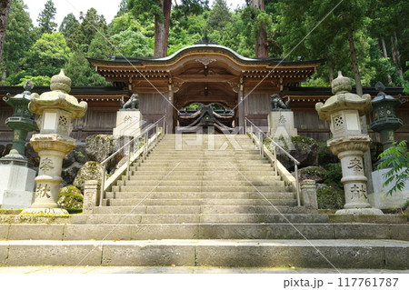 紙祖神 岡太神社・大瀧神社　里宮の神門 117761787