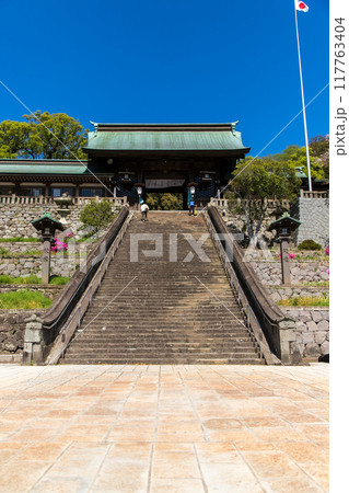 諏訪神社の長坂 諏訪神社の長坂 117763404