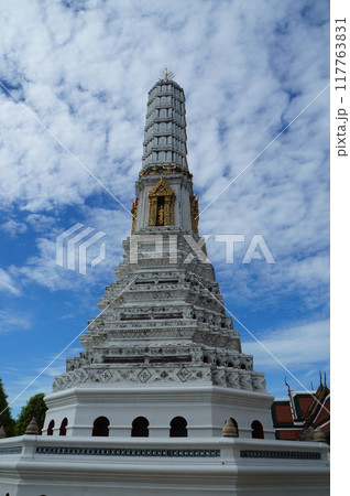 タイの仏教寺院 ワットプラケオ タイの仏教寺院 ワットプラケオ 117763831