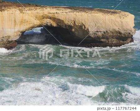 ロンドン橋岩 周辺の景観 Australia Victoria ロンドン橋岩 周辺の景観 Australia Victoria 117767244