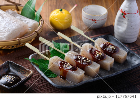 こんにゃくの味噌田楽 ( 赤みそ仕立て ) こんにゃくの味噌田楽 ( 赤みそ仕立て ) 117767641