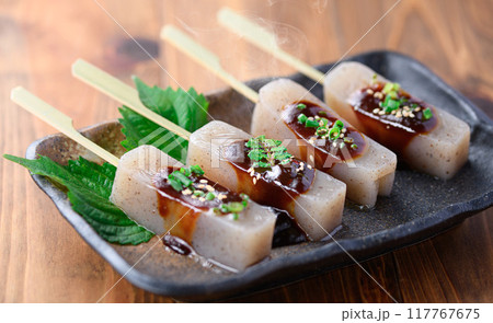 こんにゃくの味噌田楽 ( 赤みそ仕立て ) こんにゃくの味噌田楽 ( 赤みそ仕立て ) 117767675