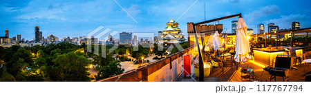 Views of Osaka Castle in evening in Japan Views of Osaka Castle in evening in Japan 117767794