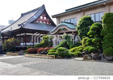 富士市　妙祥寺の堂宇 117768020
