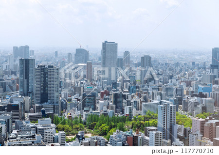 大阪市の街並み 117770710