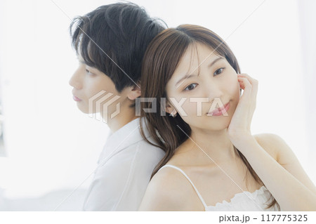 デニムのリンクコーデのカップル　　 117775325