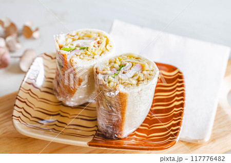 皿うどんロールサンド 117776482