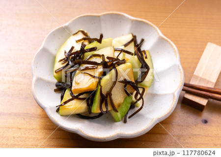 瓜の塩昆布和え 瓜の塩昆布和え 117780624
