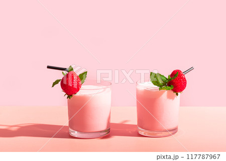 Strawberry milkshake, smoothie Strawberry milkshake, smoothie 117787967