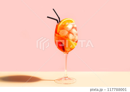 Aperol Spritz Cocktail 117788001