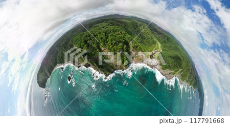 空撮「岩手県」360度カメラで撮影した鵜の巣断崖　 117791668