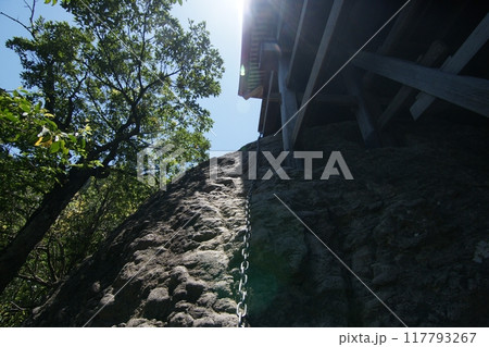 鳥取　四季の散歩　春　三徳山 117793267