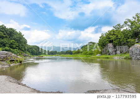 埼玉県秩父郡長瀞町 長瀞ライン下り(増水時) 埼玉県秩父郡長瀞町 長瀞ライン下り(増水時) 117793595
