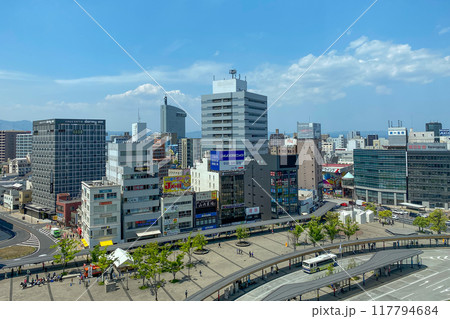 大分駅中央口前ターミナル広場と市街地 大分駅中央口前ターミナル広場と市街地 117794684