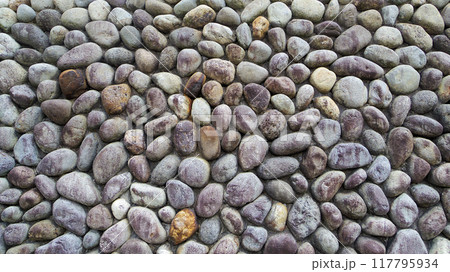 丸い石の石垣 117795934