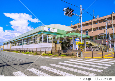 日本の横浜都市景観 8月。地下鉄 北新横浜駅などを望む＝令和6年8月24日 117796536