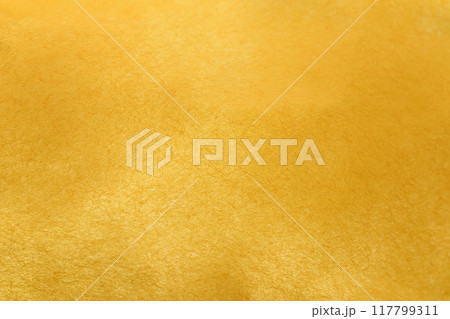 和紙と絹綿による背景素材(無地・ゴールド) 和紙と絹綿による背景素材(無地・ゴールド) 117799311