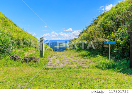 豊後街道 二重峠石畳 117801722