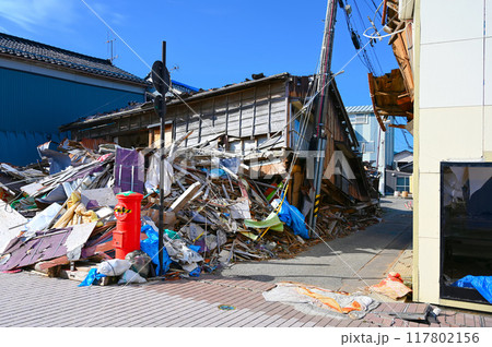 能登半島地震 地震後 わいち通り 輪島市 能登半島地震 地震後 わいち通り 輪島市 117802156