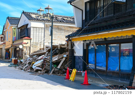能登半島地震 地震後 わいち通り 輪島市 能登半島地震 地震後 わいち通り 輪島市 117802159