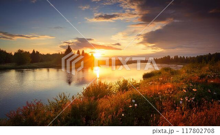 川辺の夕暮れ夏の終わりの風景	 117802708