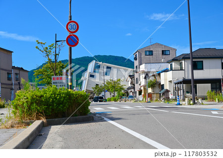 能登半島地震　倒壊したビル　山形屋小路　輪島市 117803532
