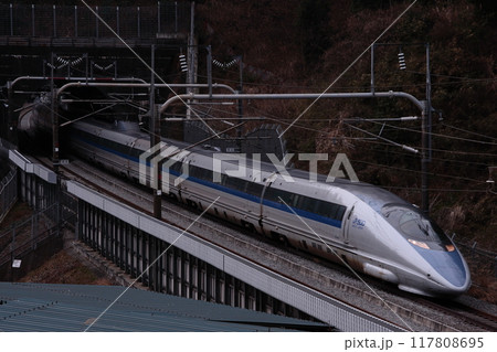 堂々の16両編成で東海道新幹線を駆け抜けた500系新幹線_2010/1/21撮影 堂々の16両編成で東海道新幹線を駆け抜けた500系新幹線_2010/1/21撮影 117808695