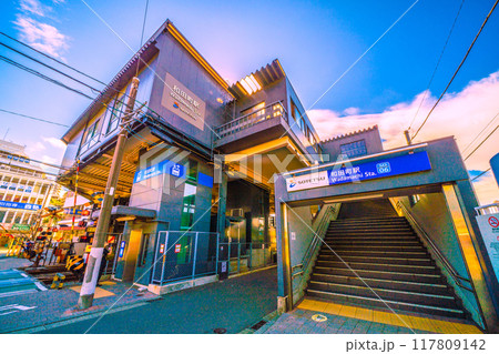 日本の横浜都市景観 8月。SOTETSU 和田町駅などを望む=令和6年8月24日 日本の横浜都市景観 8月。SOTETSU 和田町駅などを望む=令和6年8月24日 117809142