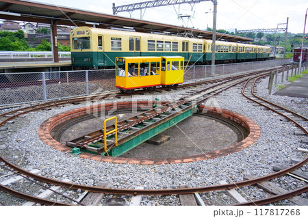 阿下喜駅に停車中の車両／三岐鉄道北勢線（三重県いなべ市） 117817268