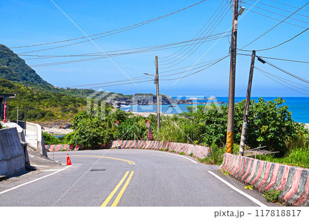 【台湾/花蓮県豊浜郷】先住民の村・静浦集落への坂道 【台湾/花蓮県豊浜郷】先住民の村・静浦集落への坂道 117818817