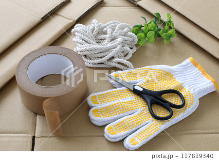 引越し準備の道具のイメージ 117819340