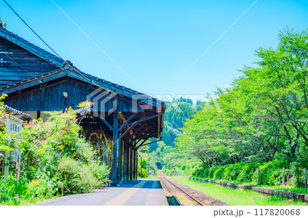 故郷へと続く線路 117820068