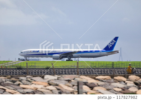 旅客機の離着陸 イメージ 旅客機の離着陸 イメージ 117827982