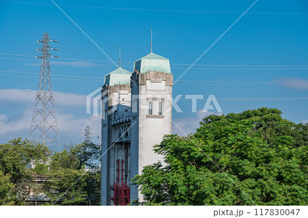京都伏見の名所　三栖閘門　京都市伏見区 117830047
