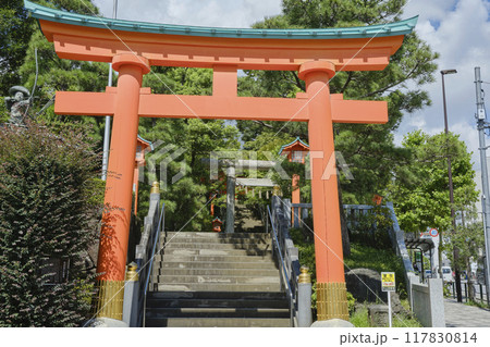 牛込高田鎮座 穴八幡宮・正面参道鳥居 117830814