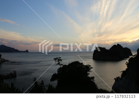 美しい海岸の夕焼け 美しい海岸の夕焼け 117832113