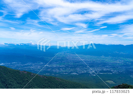 【山素材】夏のトーミの頭から見る善光寺平方面【長野県】 【山素材】夏のトーミの頭から見る善光寺平方面【長野県】 117833025