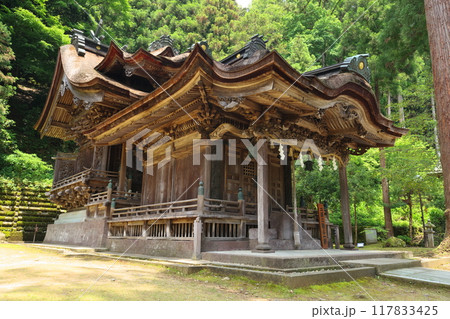 紙祖神 岡太神社・大瀧神社 下宮の社殿 紙祖神 岡太神社・大瀧神社 下宮の社殿 117833425