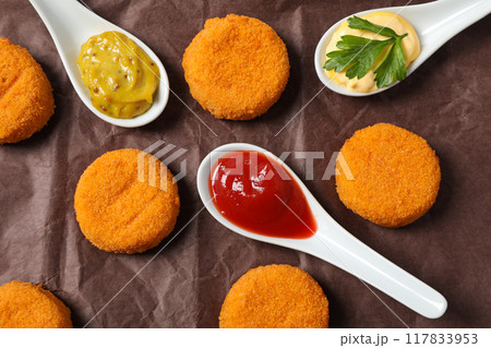Fried mozzarella, tasty and delicious food, delicious fried food 117833953