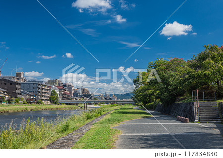 京都鴨川夏景色 京都鴨川夏景色 117834830