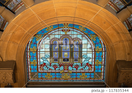 QVB QVB 117835344