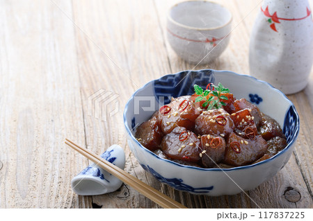 ピリ辛こんにゃく （ こんにゃくの煮物 ） 117837225