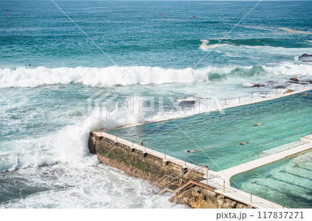 ボンダイビーチ 117837271