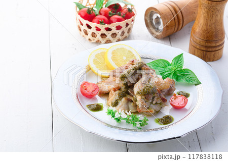 鶏肉のジェノベーゼソテー ( チキンソテー ジェノベーゼソース ) 鶏肉のジェノベーゼソテー ( チキンソテー ジェノベーゼソース ) 117838118