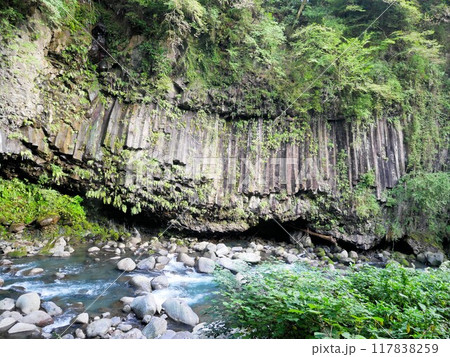 霧島神水峡 霧島川と柱状節理　（鹿児島県霧島市） 117838259