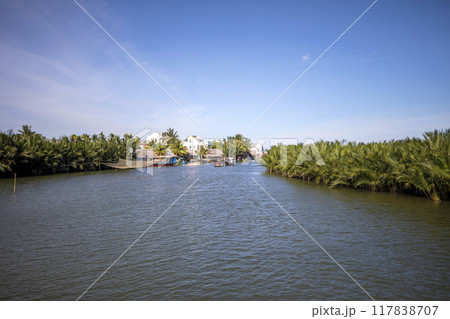 This is the beautiful scenery of Hoi An, a famous tourist attraction in Vietnam. This is the beautiful scenery of Hoi An, a famous tourist attraction in Vietnam. 117838707