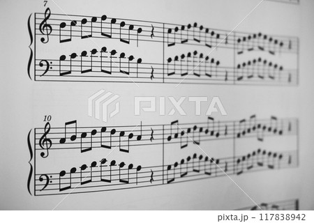 ビアノの楽譜 117838942